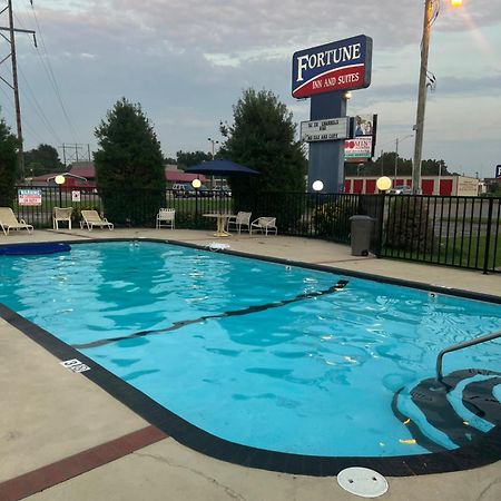 Fortune Inn & Suites Newport 外观 照片