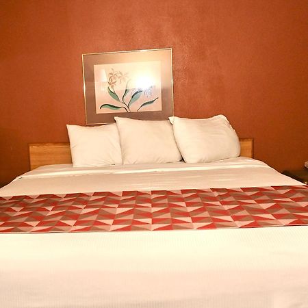 Fortune Inn & Suites Newport 外观 照片