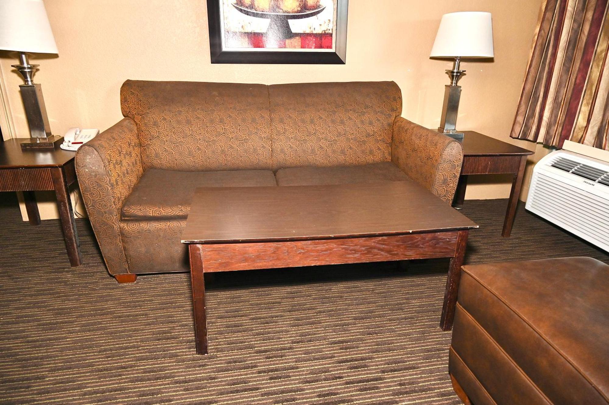 Fortune Inn & Suites Newport 外观 照片