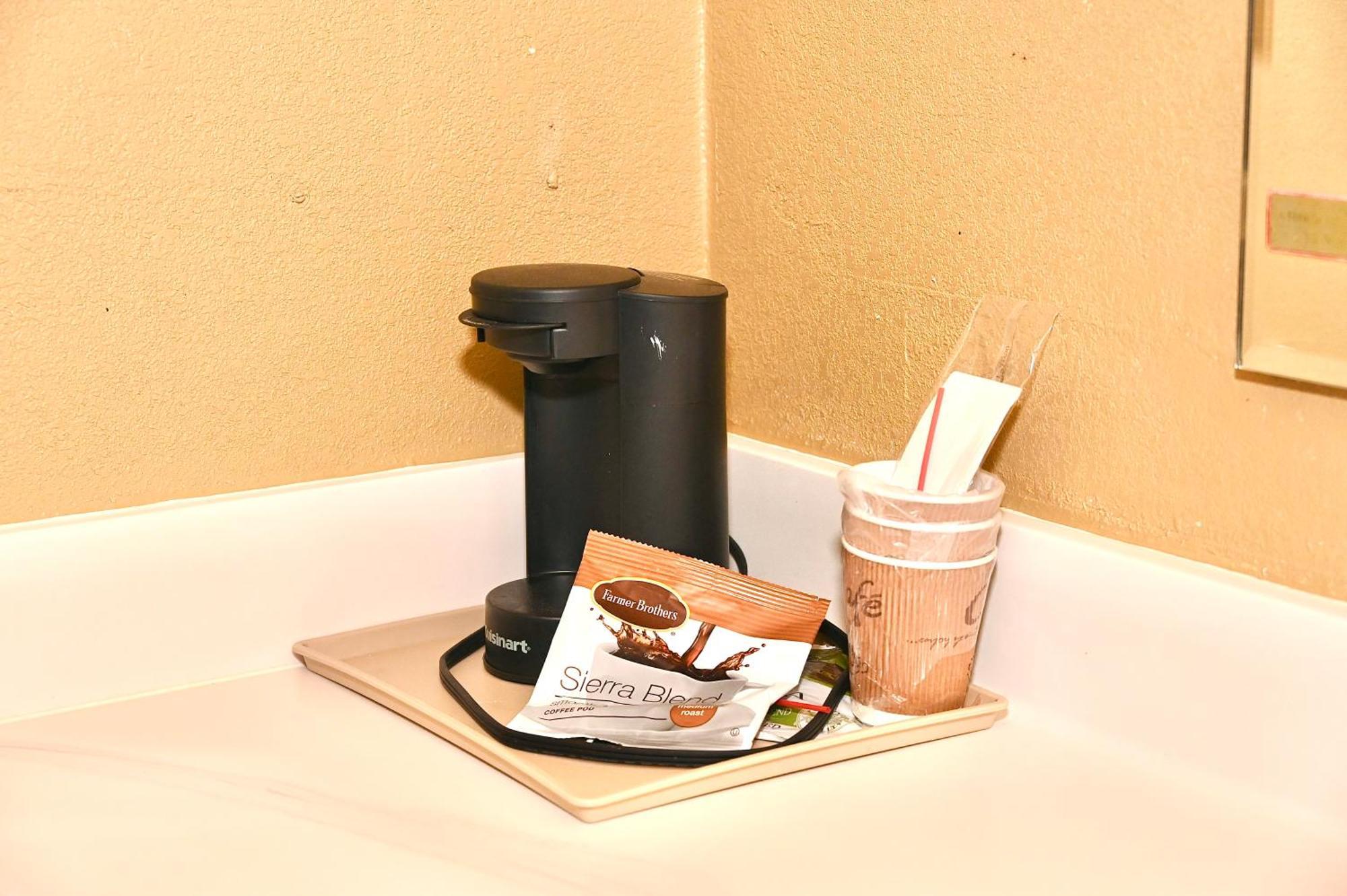 Fortune Inn & Suites Newport 外观 照片
