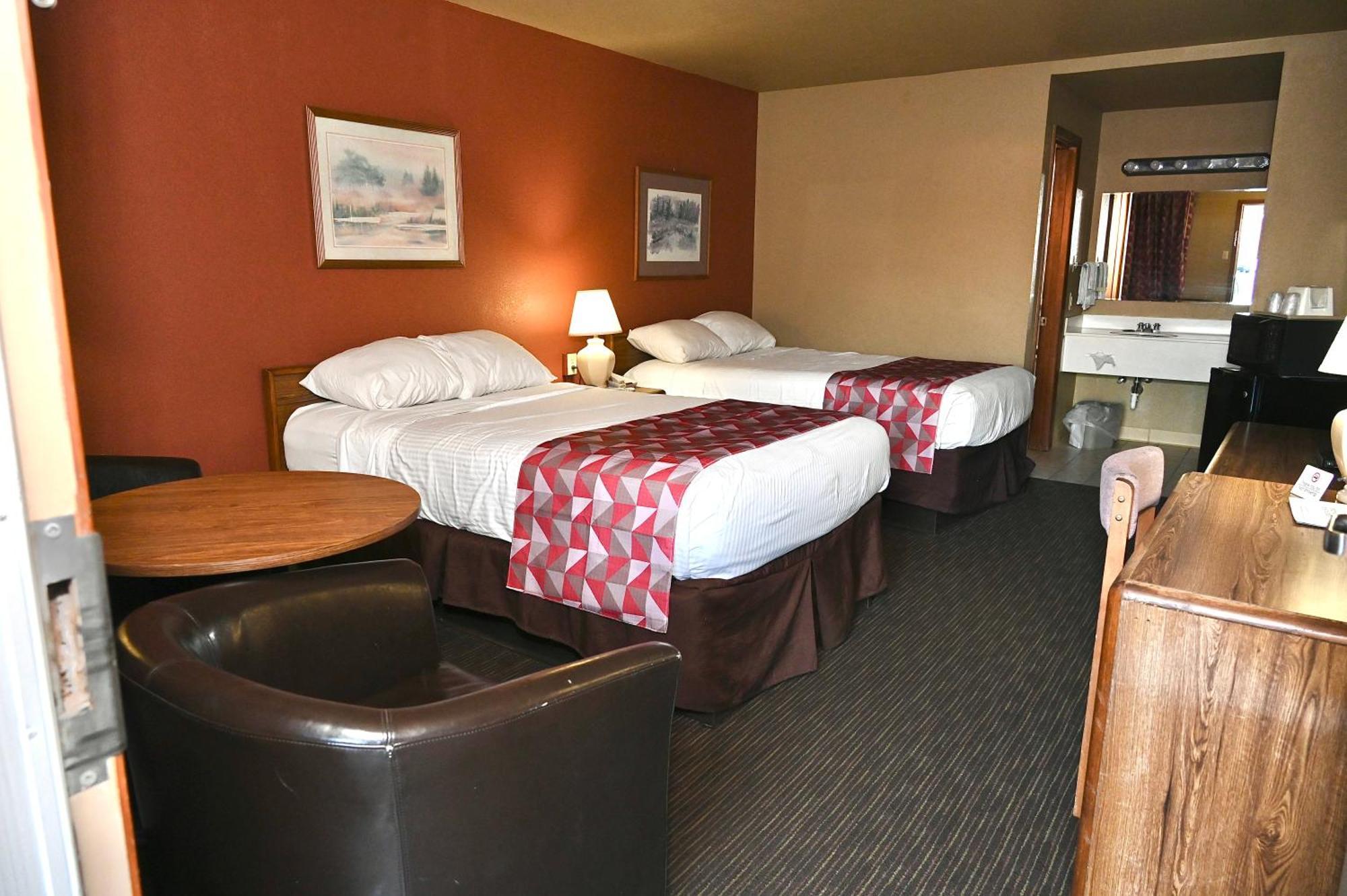 Fortune Inn & Suites Newport 外观 照片