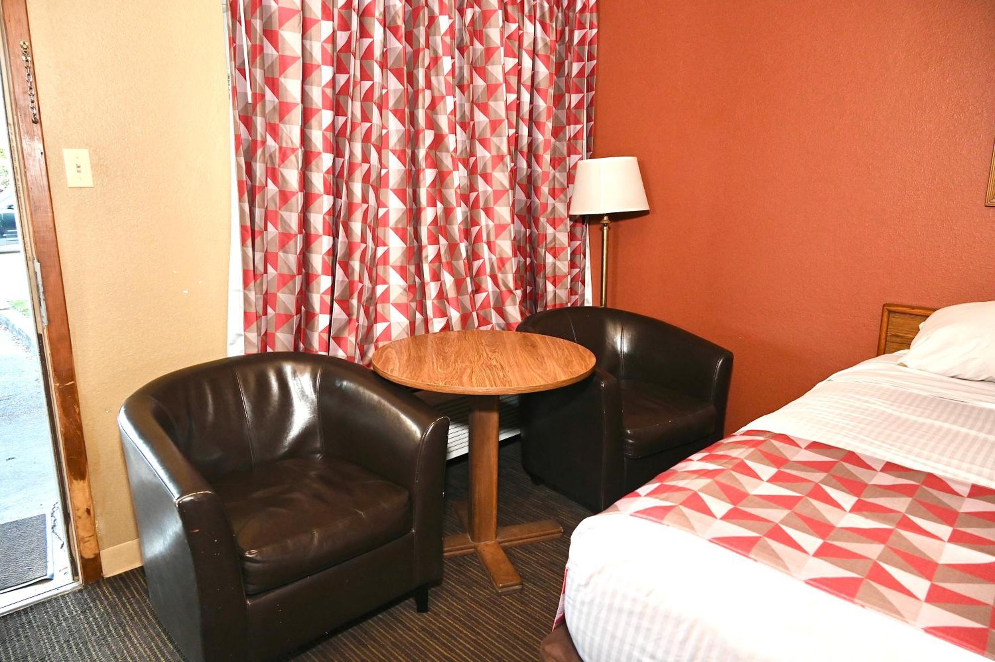 Fortune Inn & Suites Newport 外观 照片