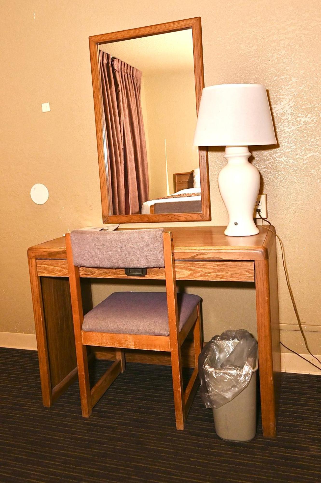 Fortune Inn & Suites Newport 外观 照片
